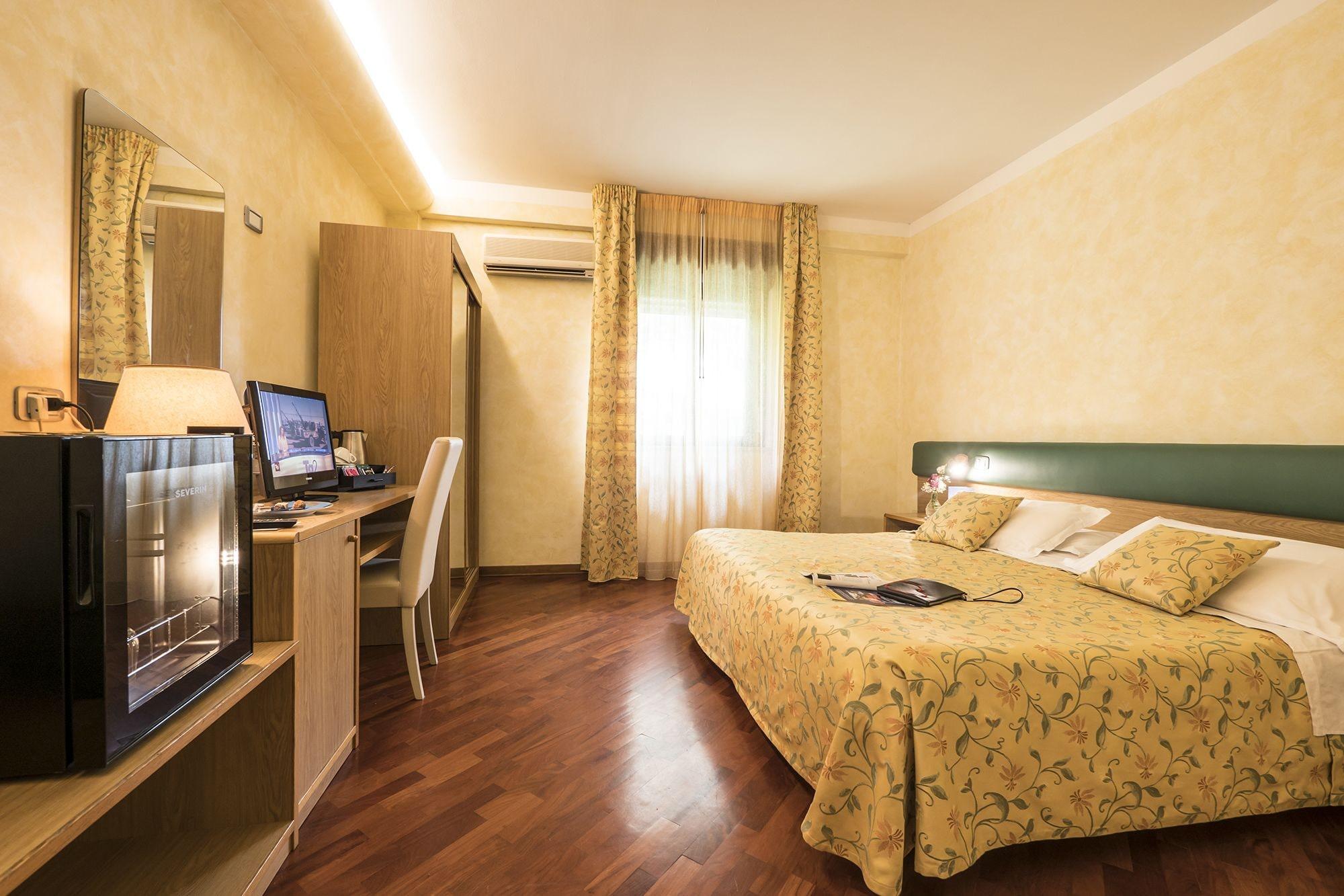 Hotel Vega Perugia Dış mekan fotoğraf